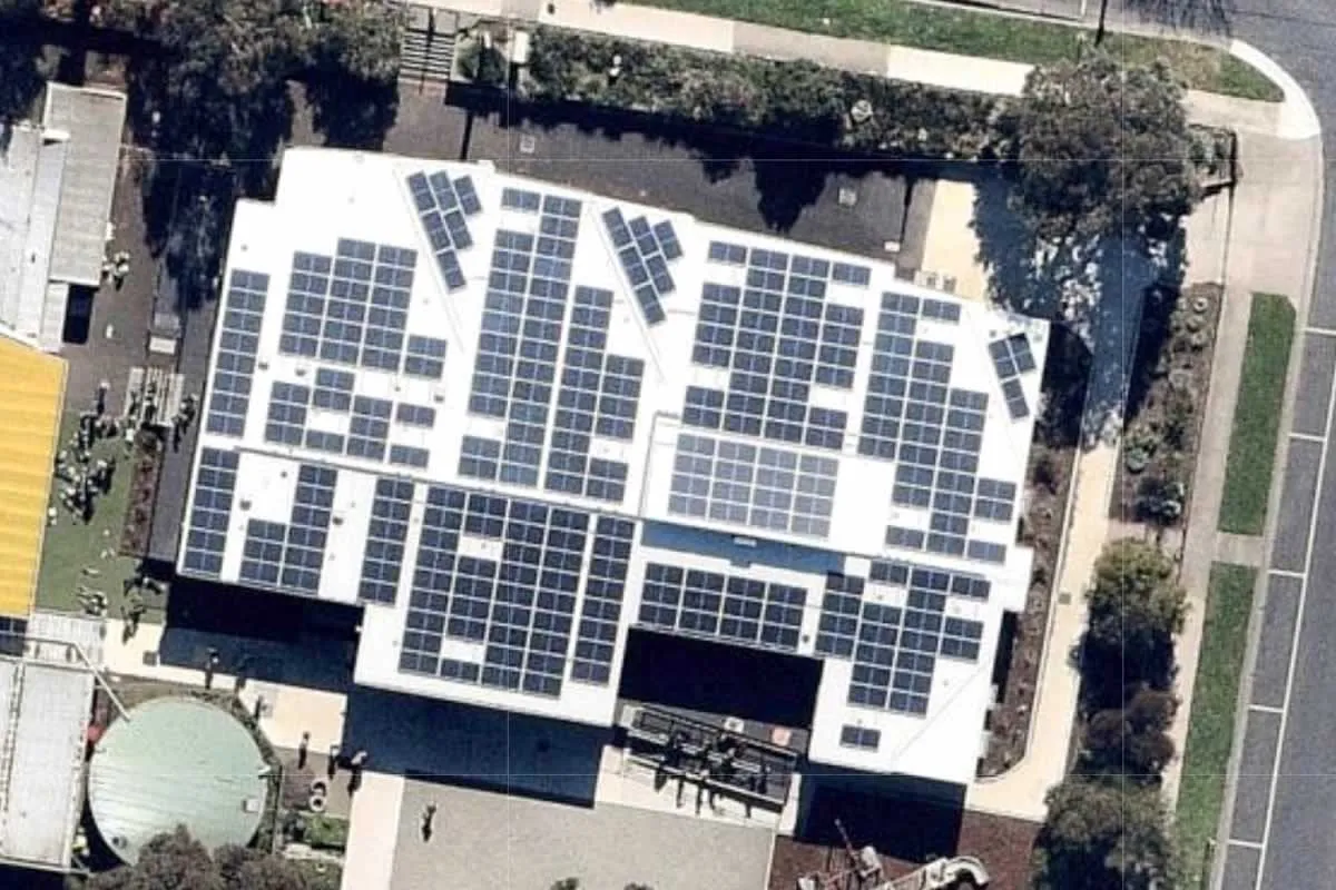 268 solar panels on primary school