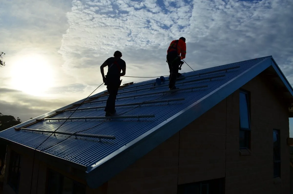 Solar PV Cell Expert Invests in Energy Storage Independence
