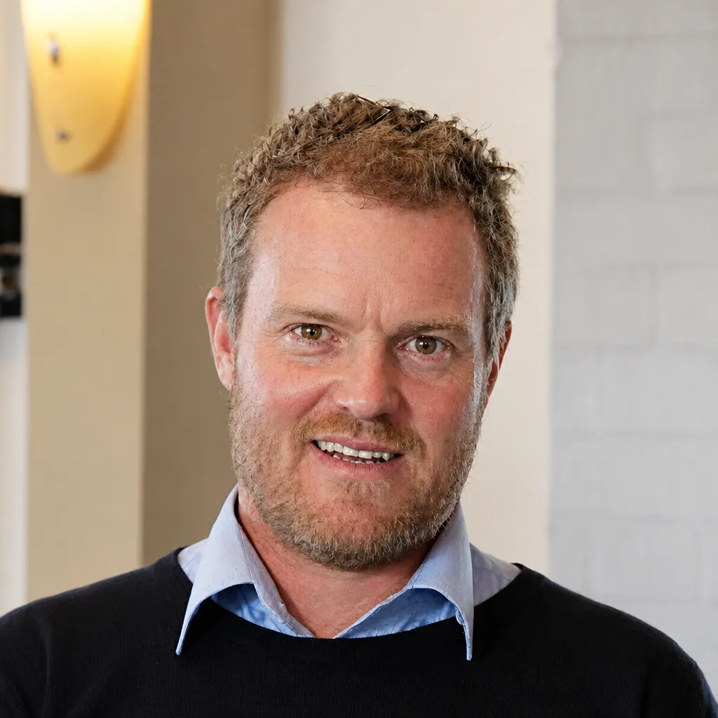 Aaron Lewtas