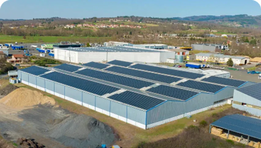 Commercial warehouse with solar array