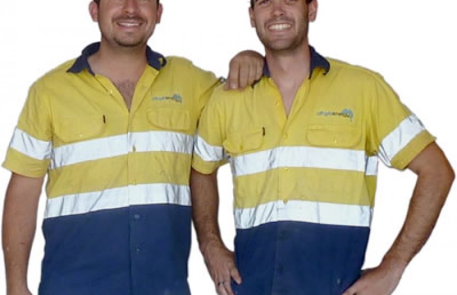 off-grid-energy-staff-Hugh-and-Greg-1.jpg
